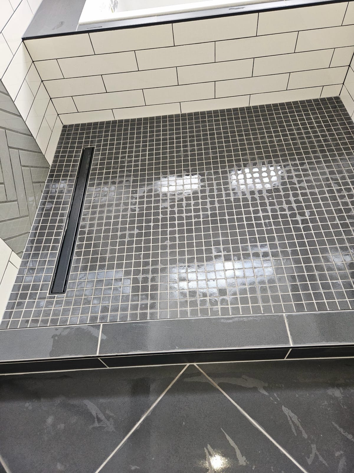 Mosaic pan, subway surround